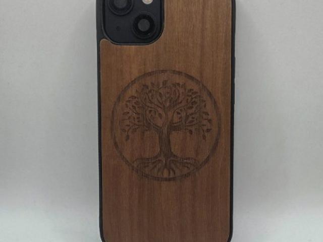 Coque en bois UNIK : Collection Gravure et Personnalisable